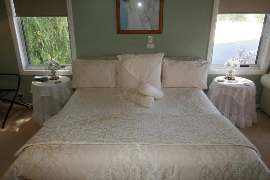 Silver Waters Bed & Breakfast Cowes Exteriér fotografie